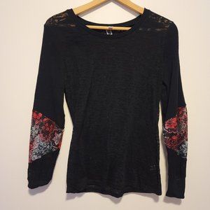 Womens long-sleeved sheer top sz xl